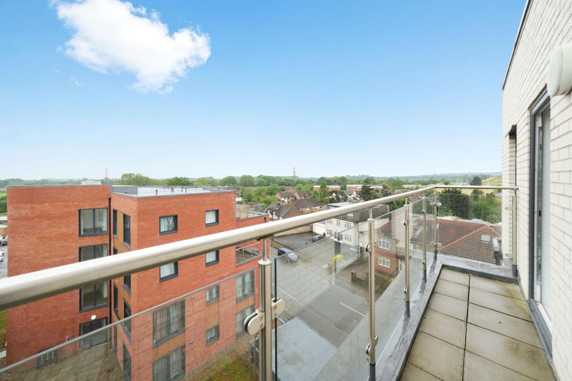 One And Two Bed Apartments Slough Near Heathrow Colnbrook Dış mekan fotoğraf