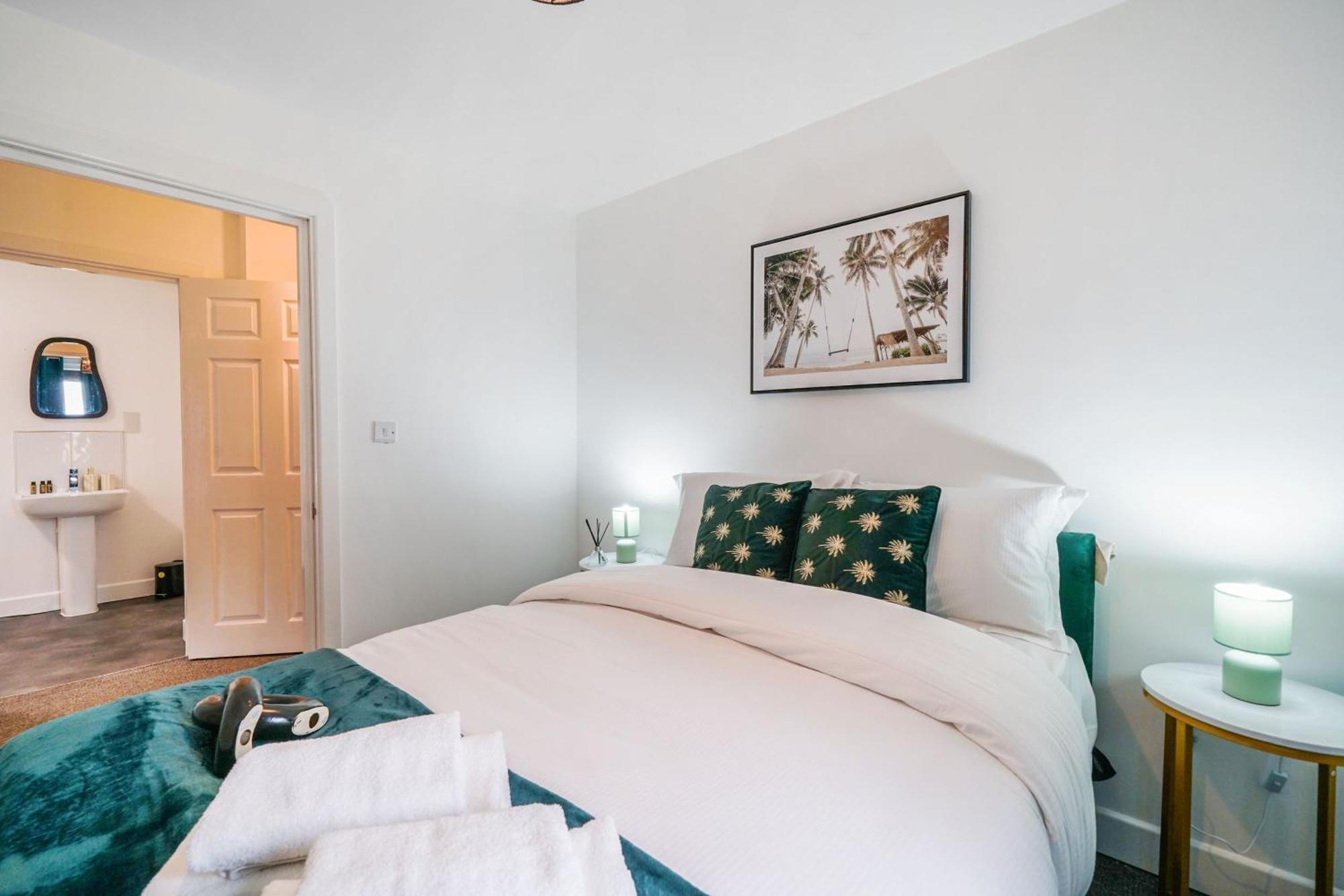 One And Two Bed Apartments Slough Near Heathrow Colnbrook Dış mekan fotoğraf