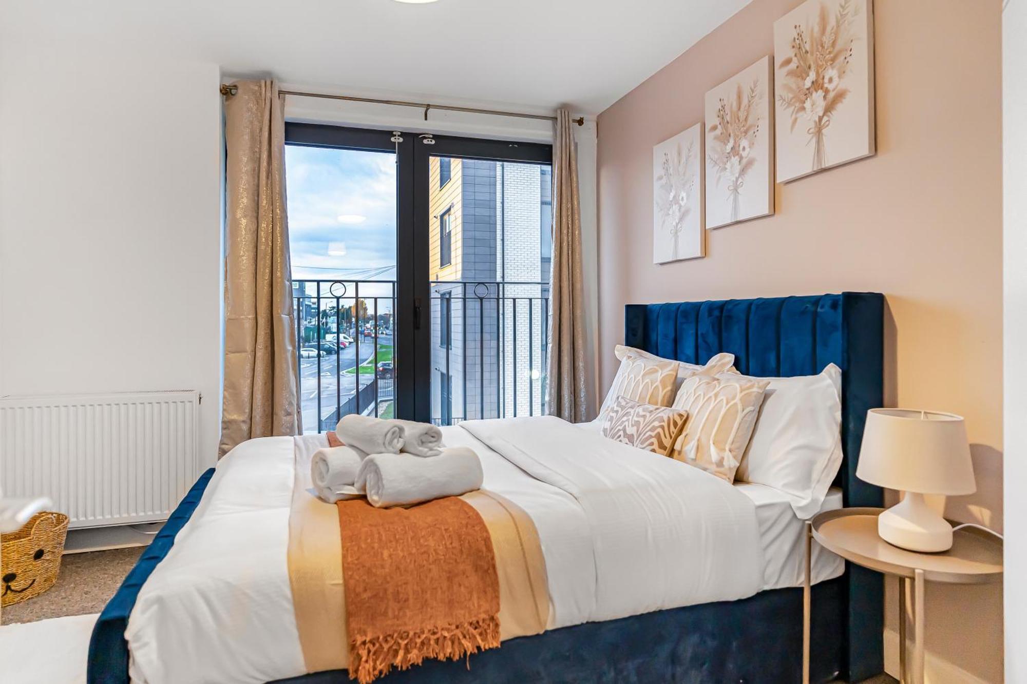 One And Two Bed Apartments Slough Near Heathrow Colnbrook Dış mekan fotoğraf