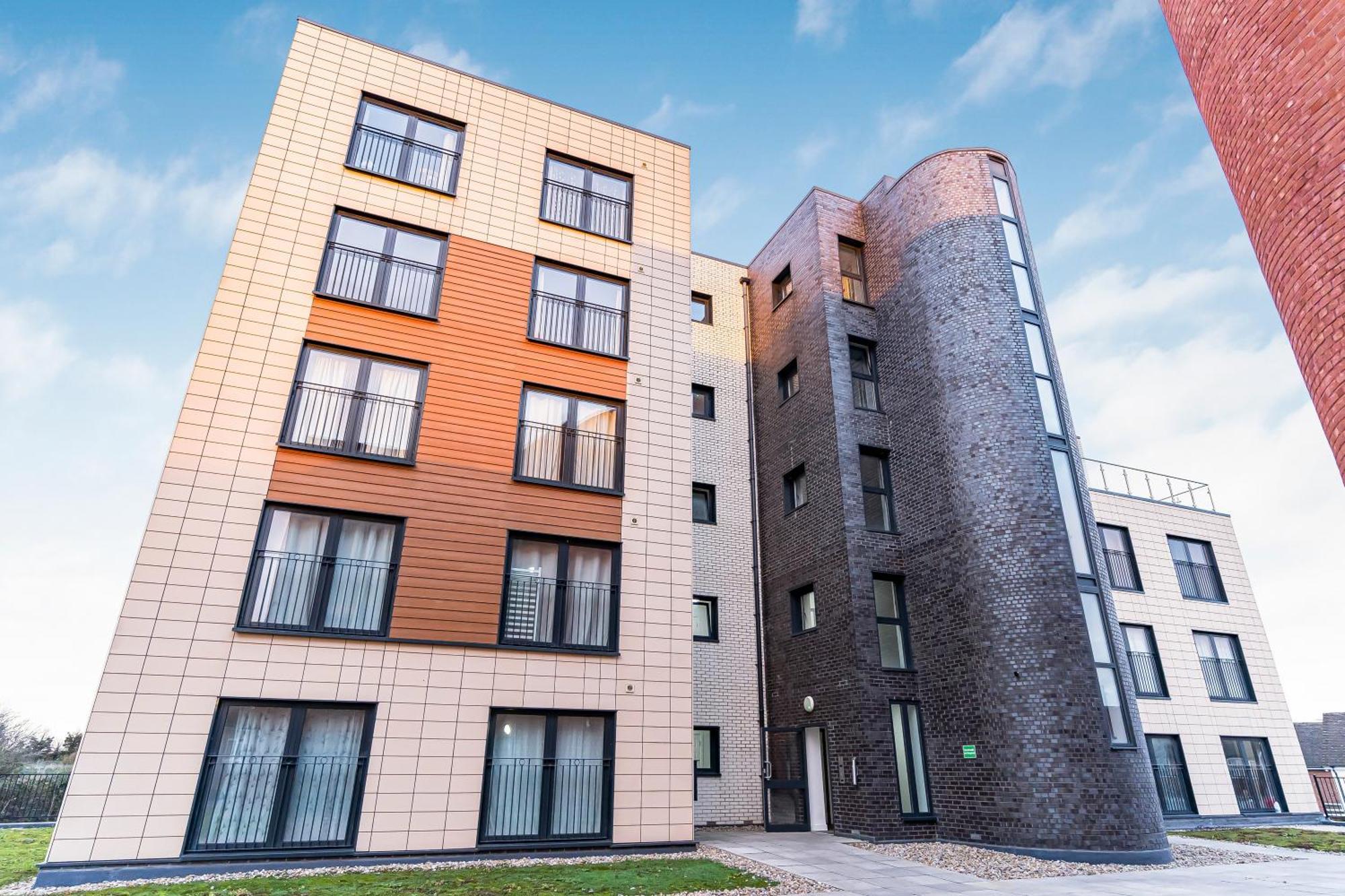One And Two Bed Apartments Slough Near Heathrow Colnbrook Dış mekan fotoğraf